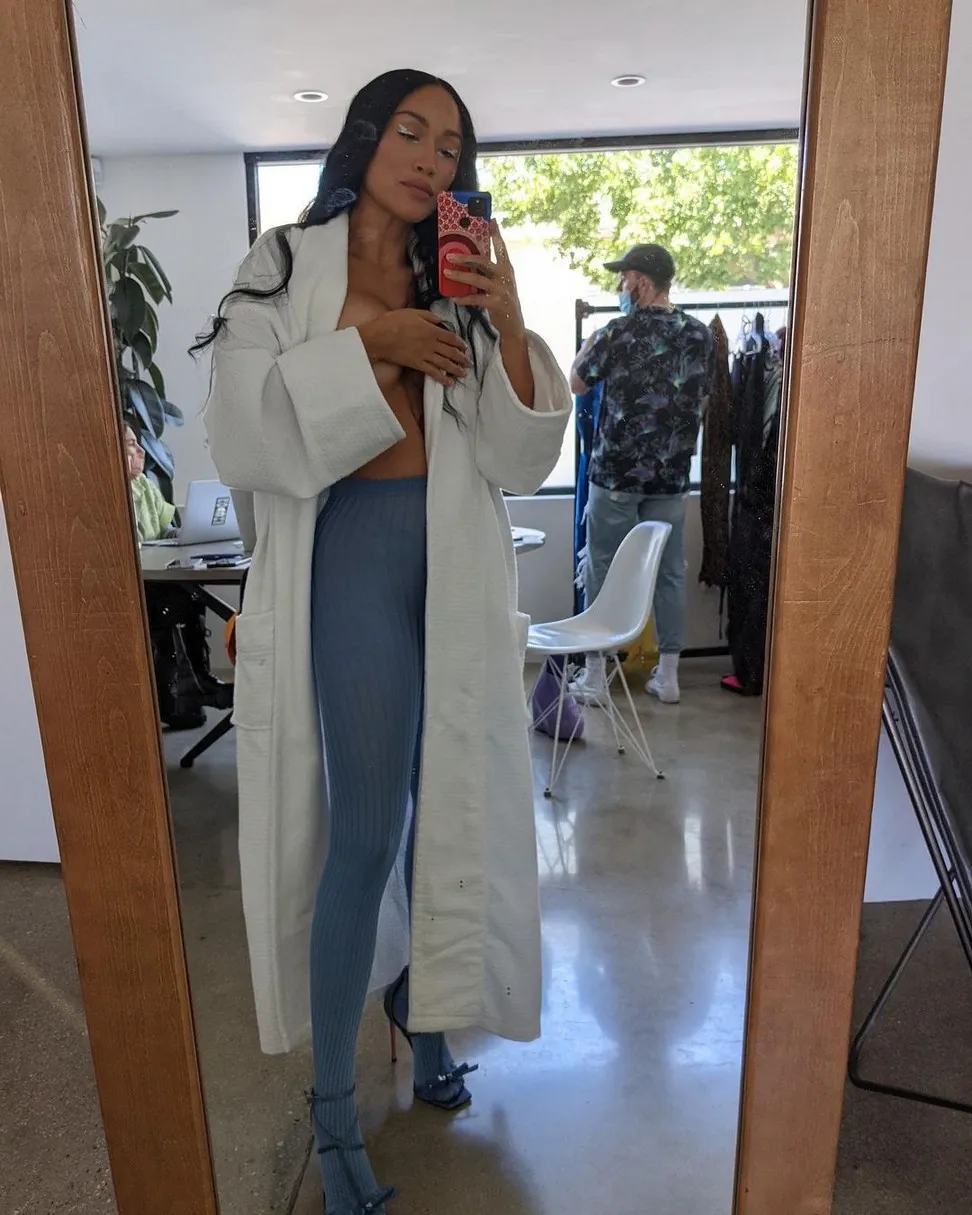 Stephanie Sheppard Hot Selfie