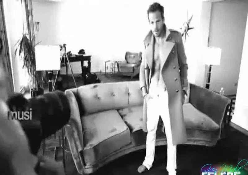 Sexy foto's van Stephen Dorf Sis