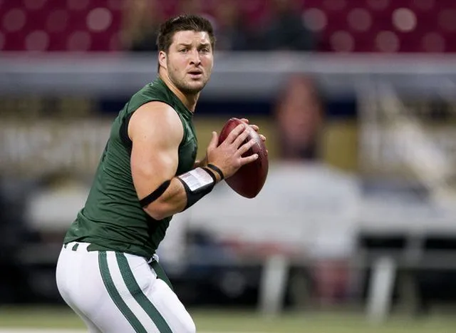 Tim Tebow Nude