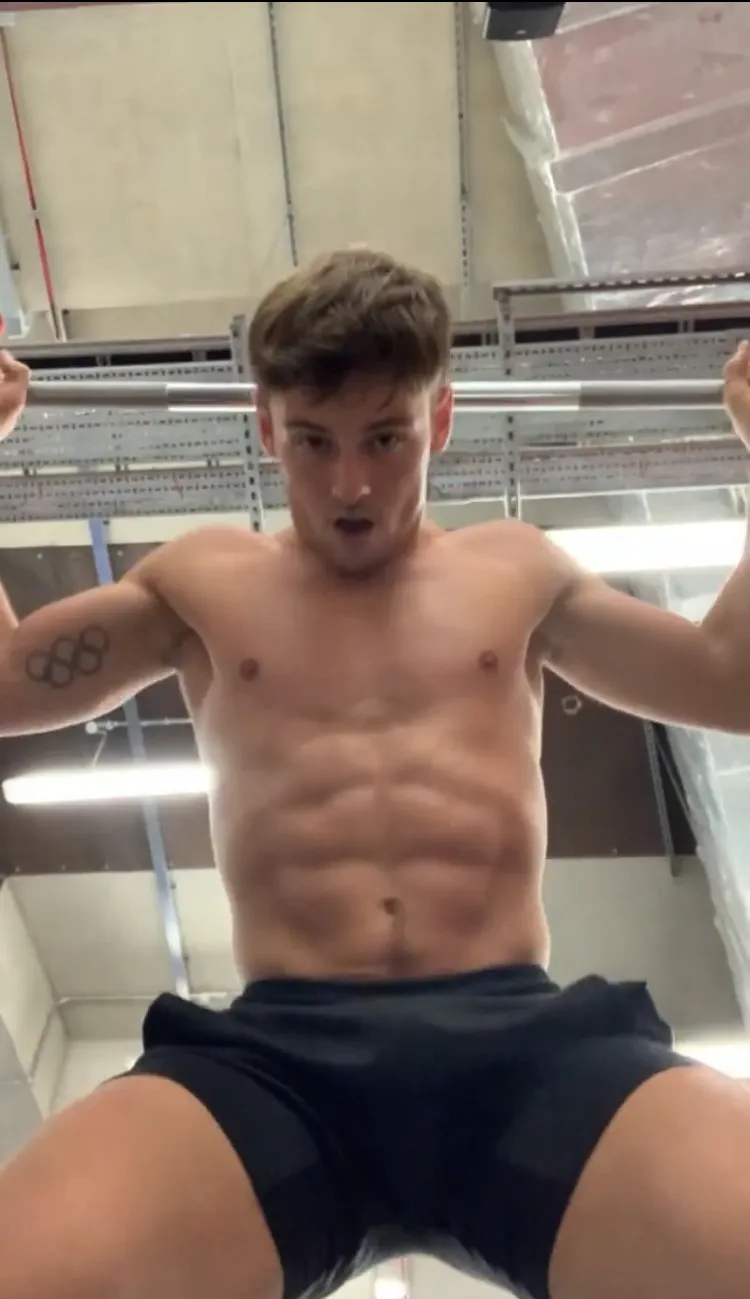 Tom Daley penis photos