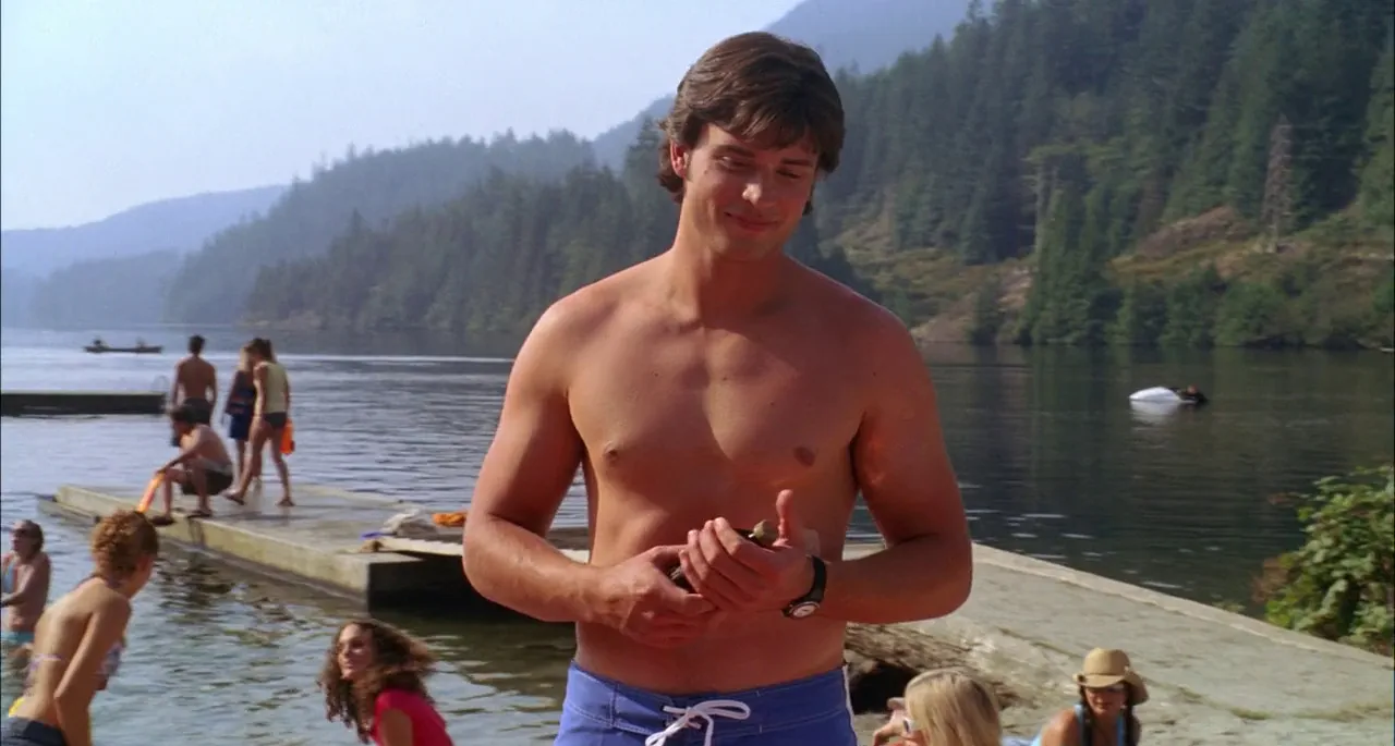 Tom Welling nudity