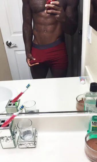 Ameerika Fotbal Tori Smith filtreerib video