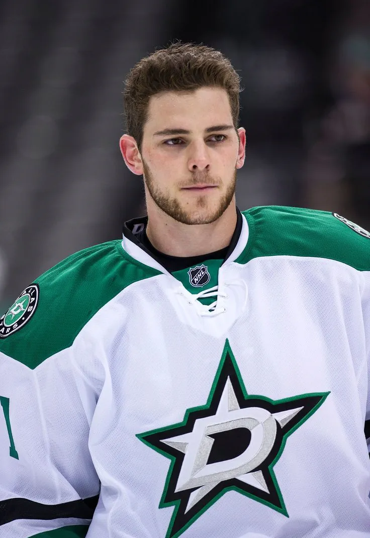 Tyler Seguin sexy