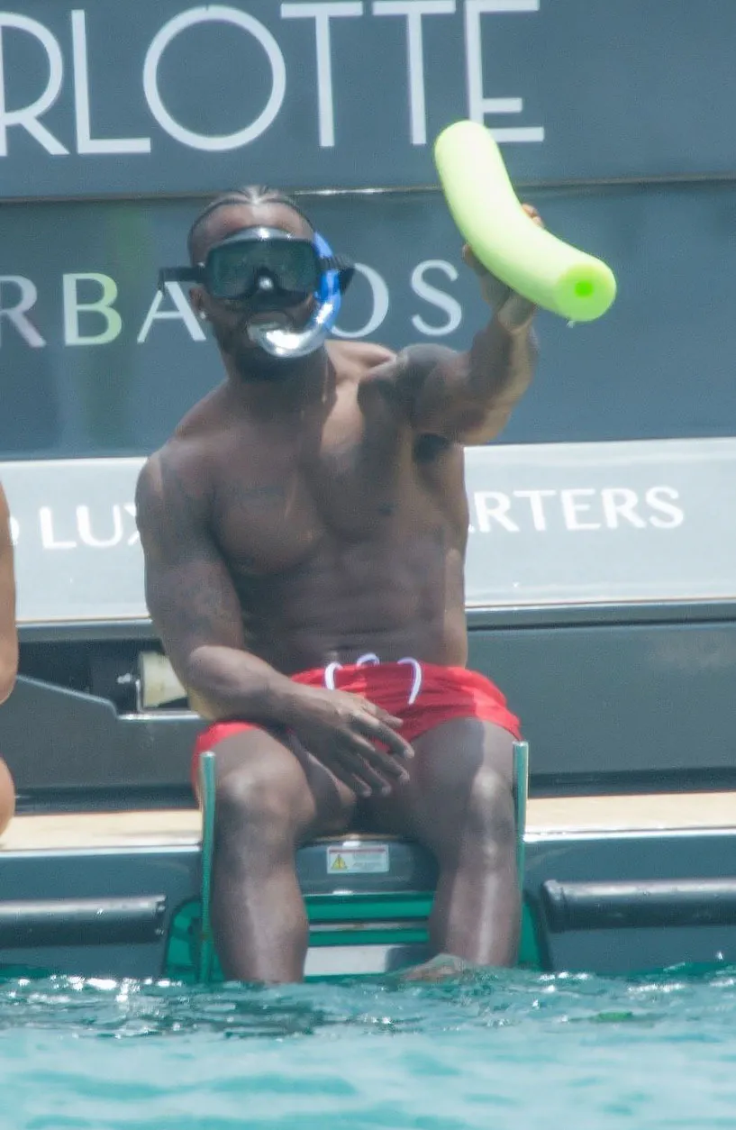 Tyrod Taylor shirtless