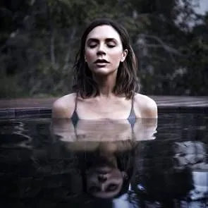 09-ויקטוריה-בקהאם-סקסי-ווג -2017