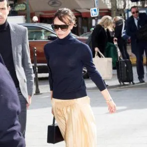 06-ビクトリア-ベッカム-乳首-セクシー