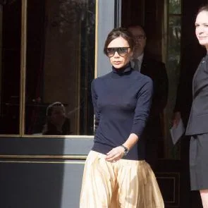 01-ビクトリア-ベッカム-乳首-セクシー