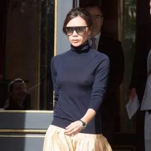 01-ビクトリア-ベッカム-乳首-セクシー