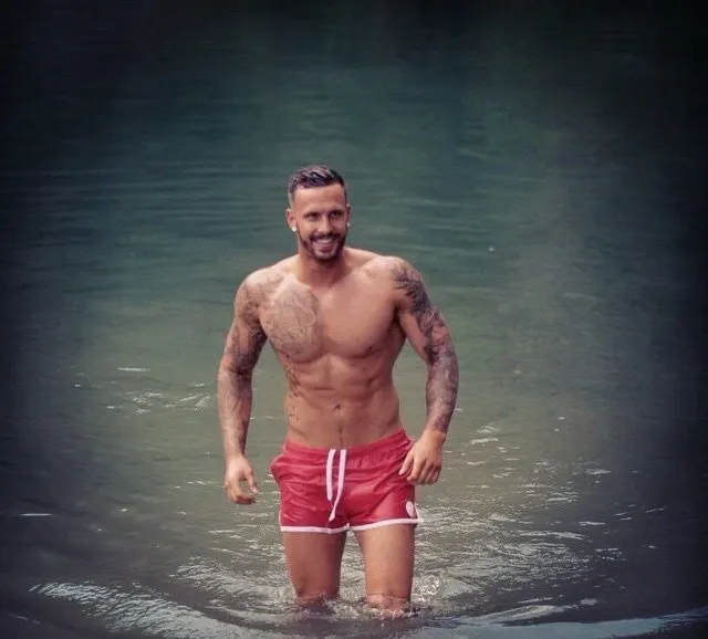 Warren Phillips nude