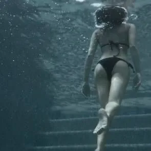 Willa-Holland-Sexy-14