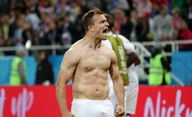 „Chardn Tour“ ir „T -Shirt -Ho“ be didelės tuberkuliozės