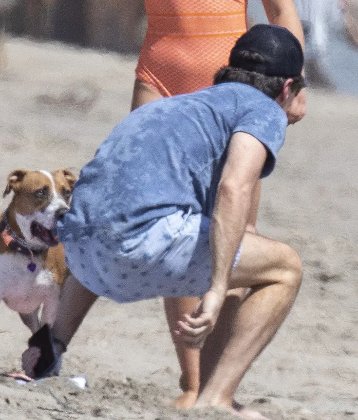 Zach Braff ass photos