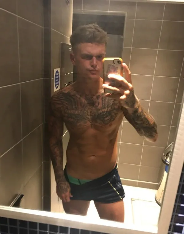 Zach George Tull nude