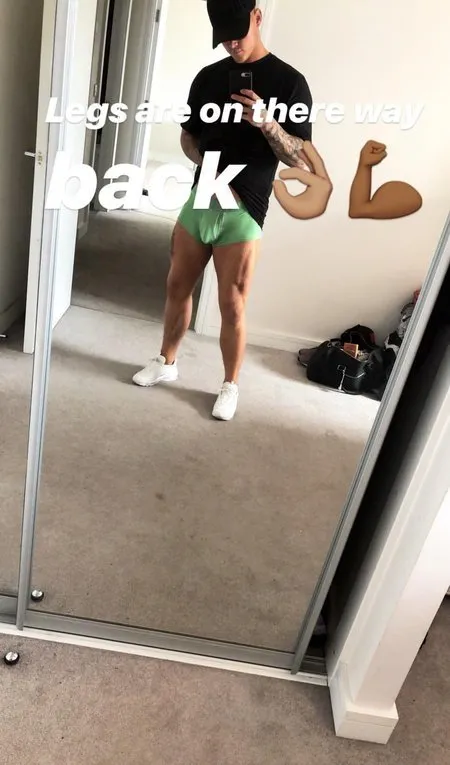 Zach George Tull nude